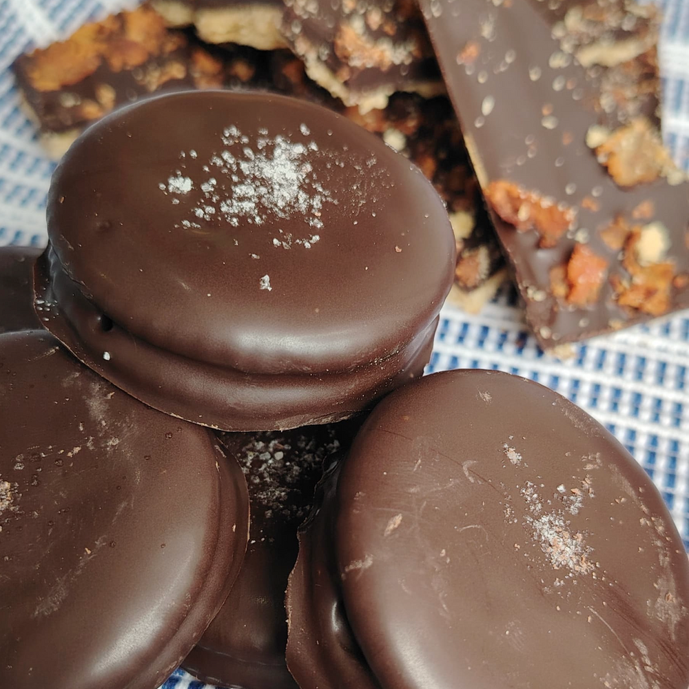 Butterfinger Sandwich Cookies